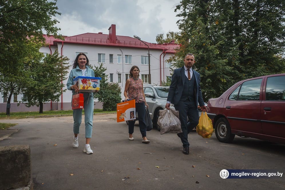 МОГИЛЕВСКАЯ ОРГАНИЗАЦИЯ ОКАЗАЛА ПОМОЩЬ СЕМЬЕ БЕЖЕНЦЕВ
