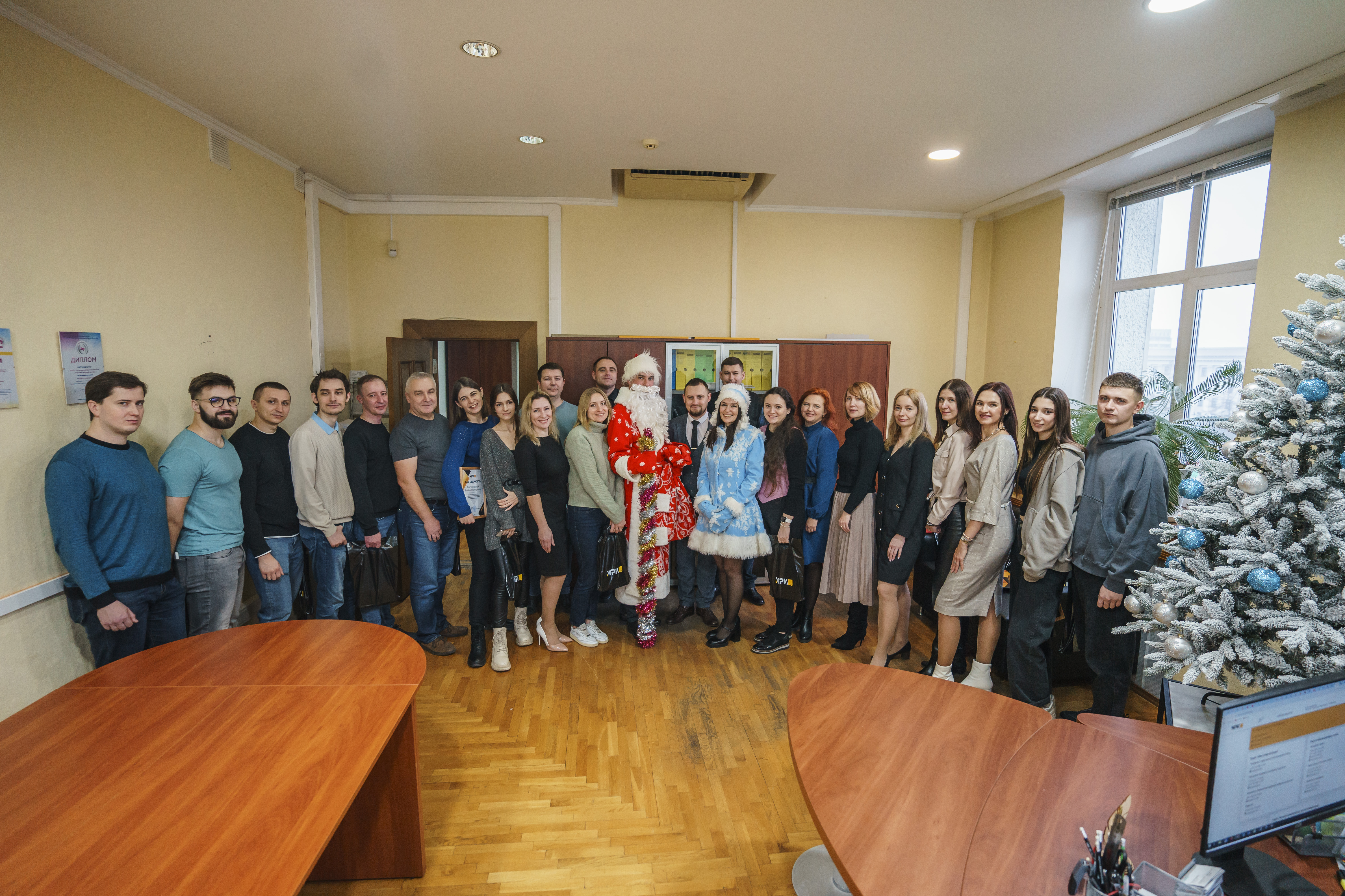 Новогоднее поздравление коллектива МРИЦ